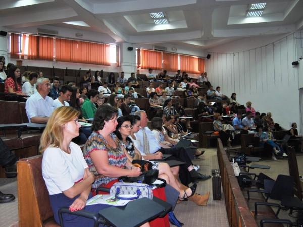 relatare conferinta lansare